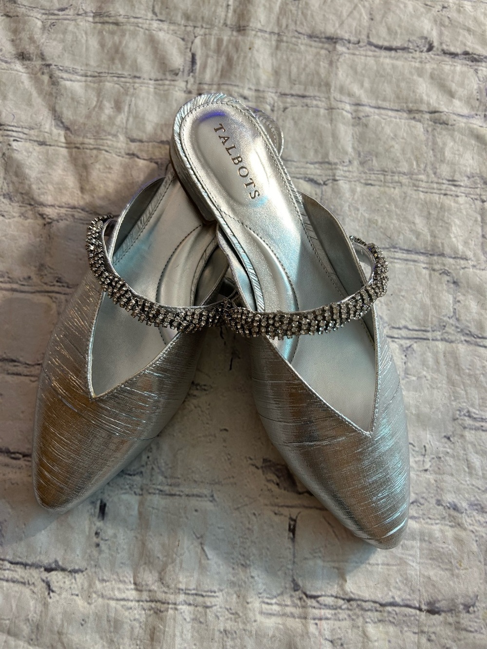TALBOTS EDITION EMBELLISHED MULES IN CRINKLE LEATHER/RHINESTONES STRAPS SIZE 7M